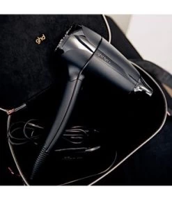 Ghd Dreamland Flight+® Geschenkset 2023 Coffret Cheveux 8 Ghd Dreamland Flight+® Geschenkset 2023 Coffret Cheveux -Magasin De Soins Capillaires 5060777126773 visual2